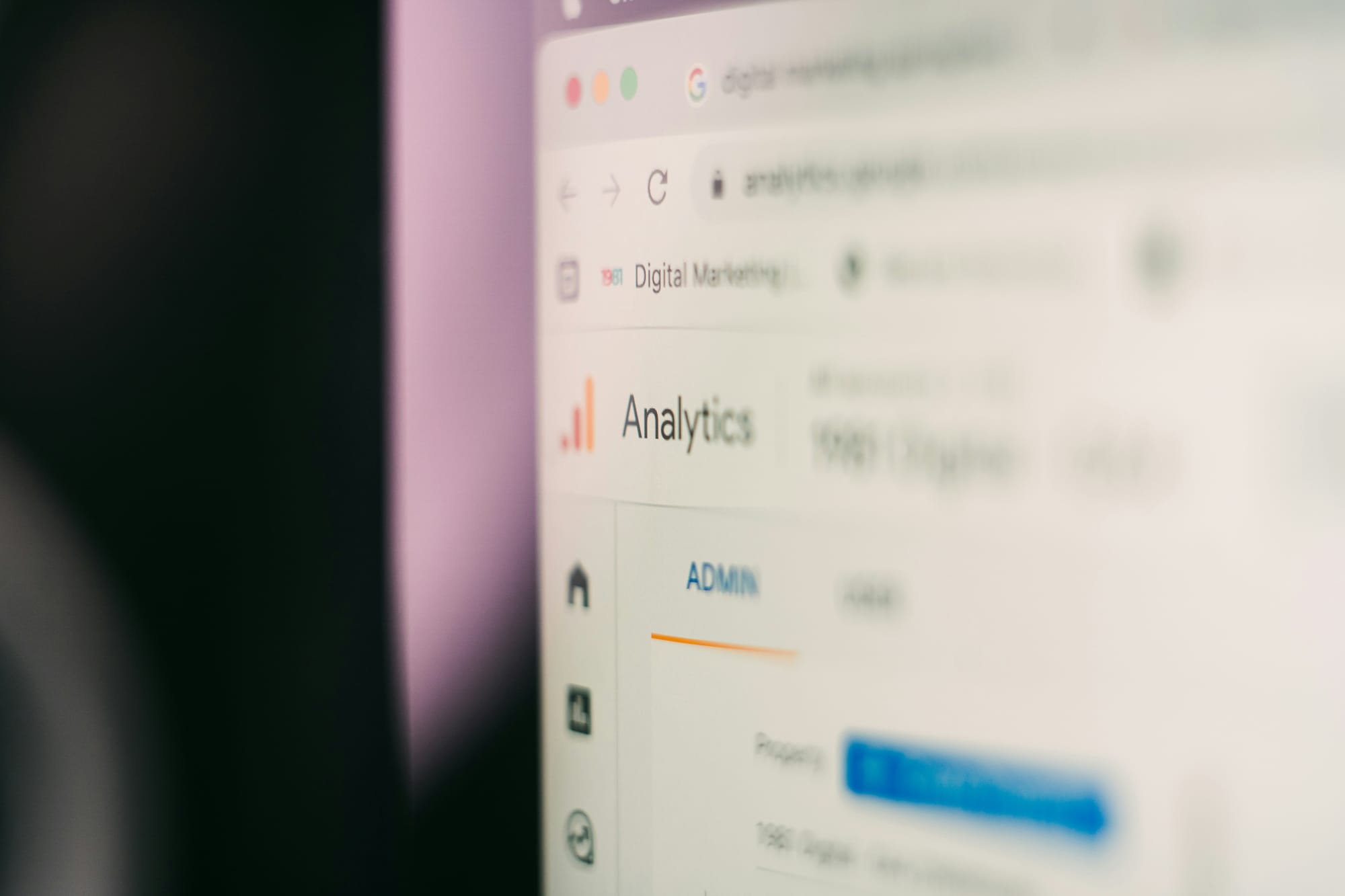 analytics dashboard of a site - How to Use AI for SEO